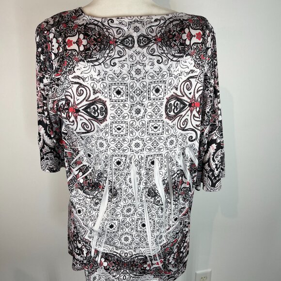 Live & Let Liv Boho Black & White Flutter Sleeve Blouse size PXL - Picture 4 of 5